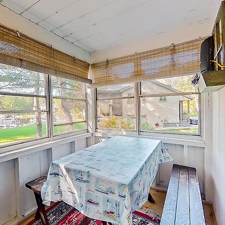 Вилла Balmoral Getaway Moultonborough Экстерьер фото