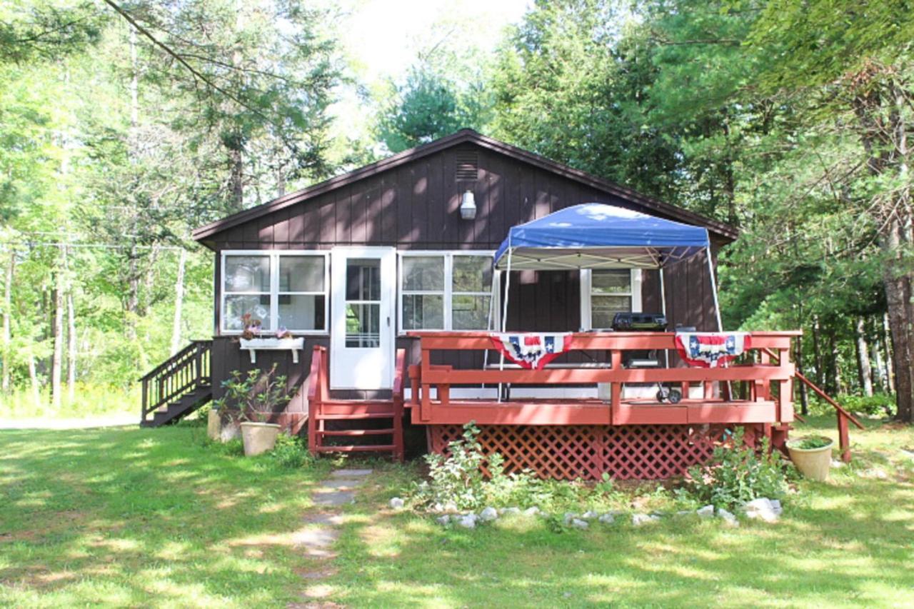 Вилла Balmoral Getaway Moultonborough Экстерьер фото