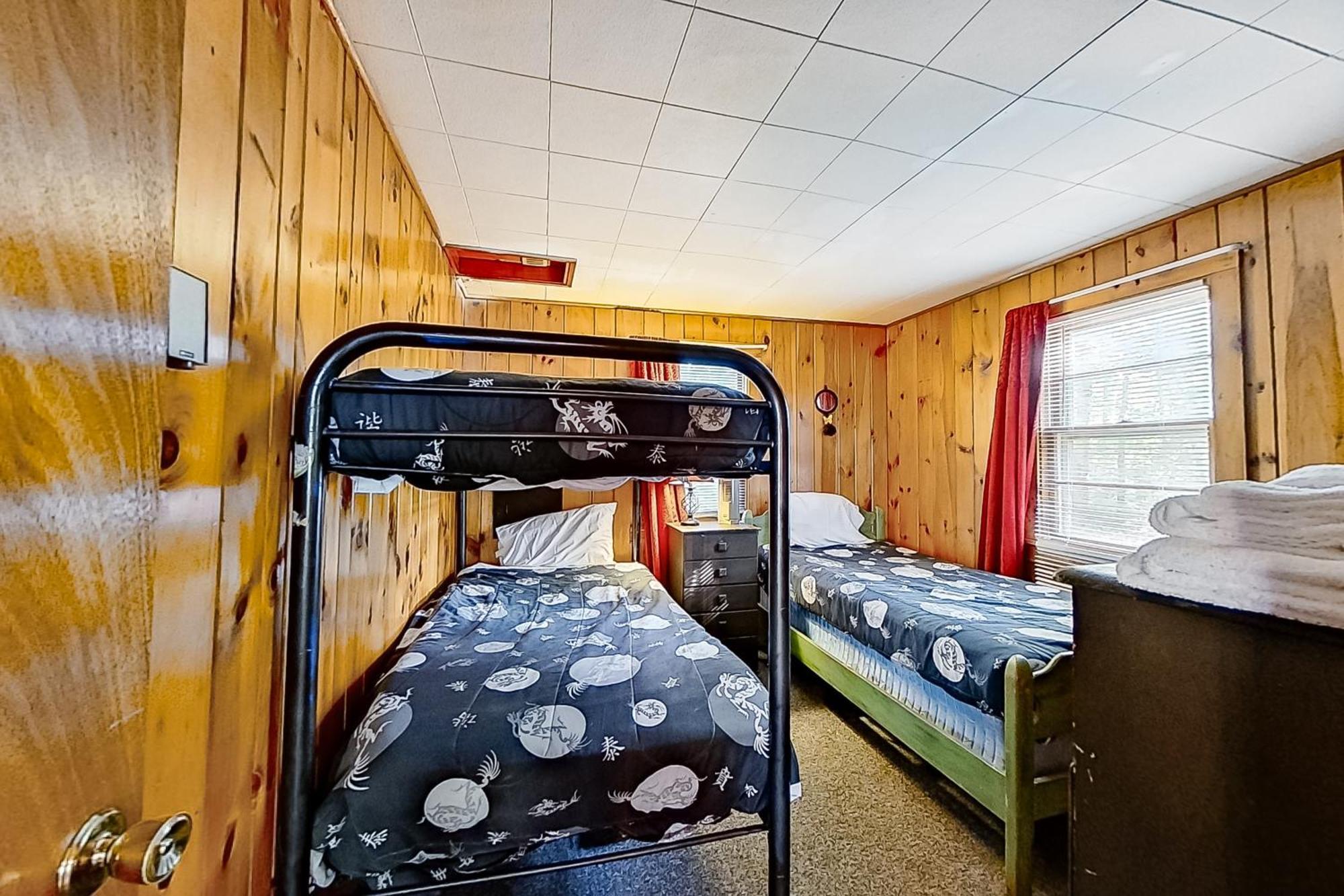 Вилла Balmoral Getaway Moultonborough Экстерьер фото